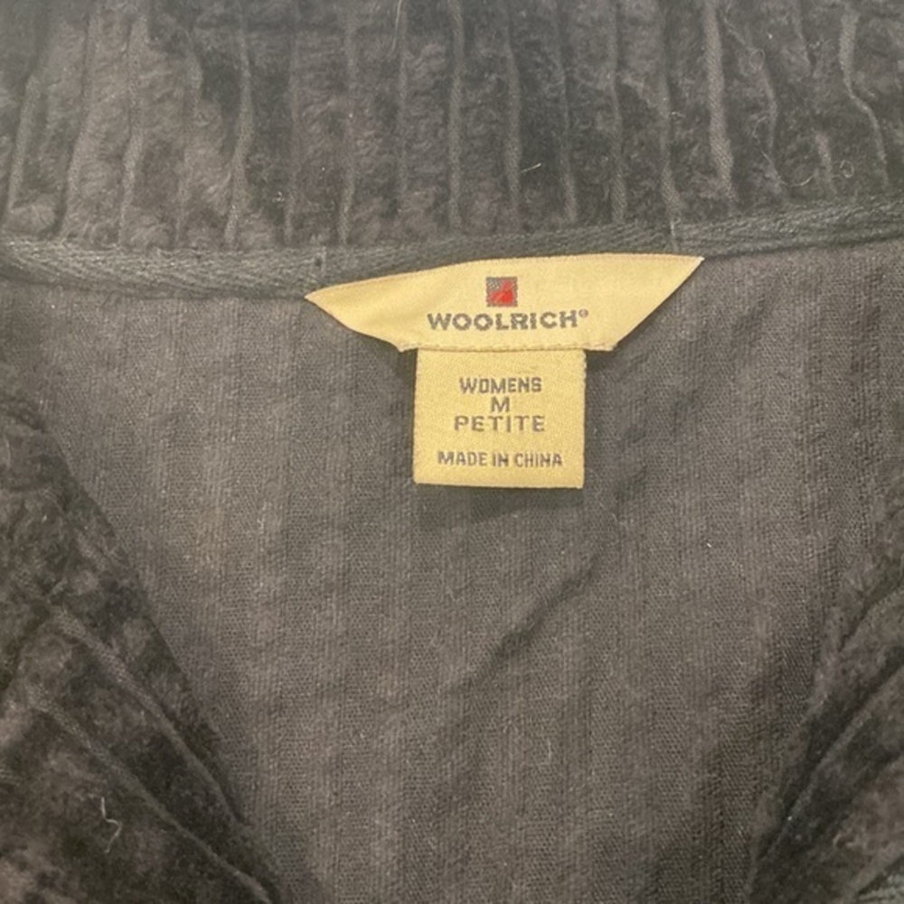 Women’s Woolrich Kinsdale Corduroy Ribbed Jacket in Black. Women’s size M Petite - Picture 2 of 5
